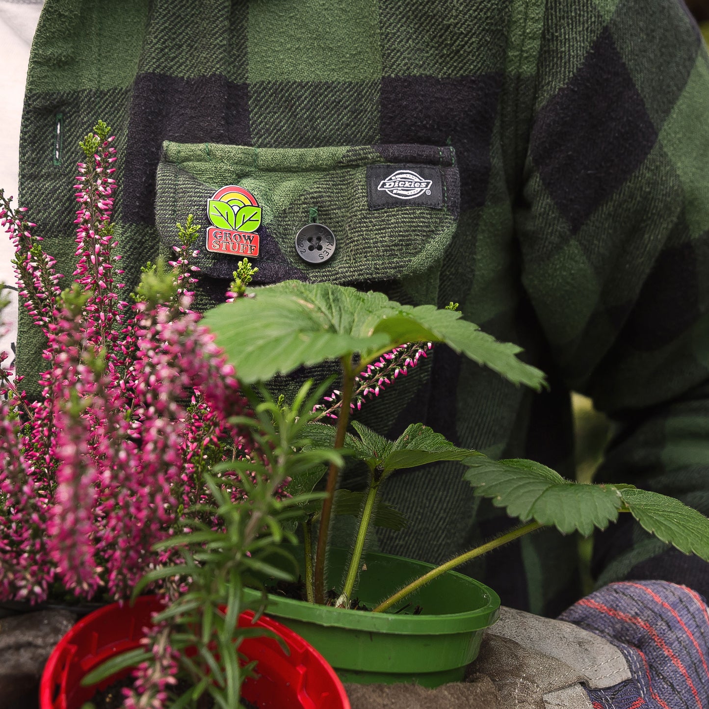 Grow Stuff Pin Badge